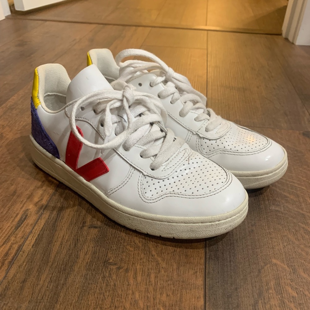 Veja V-10 leather sneakers